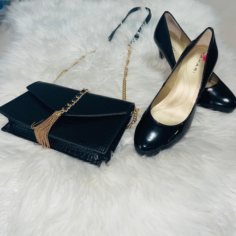 Tahari Heels